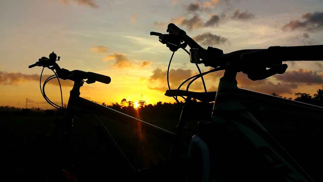 mountain_bike_sunset