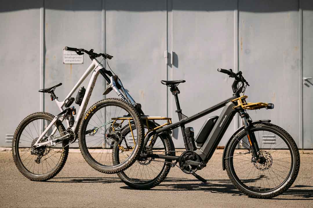 carbon and aluminum bike comparison