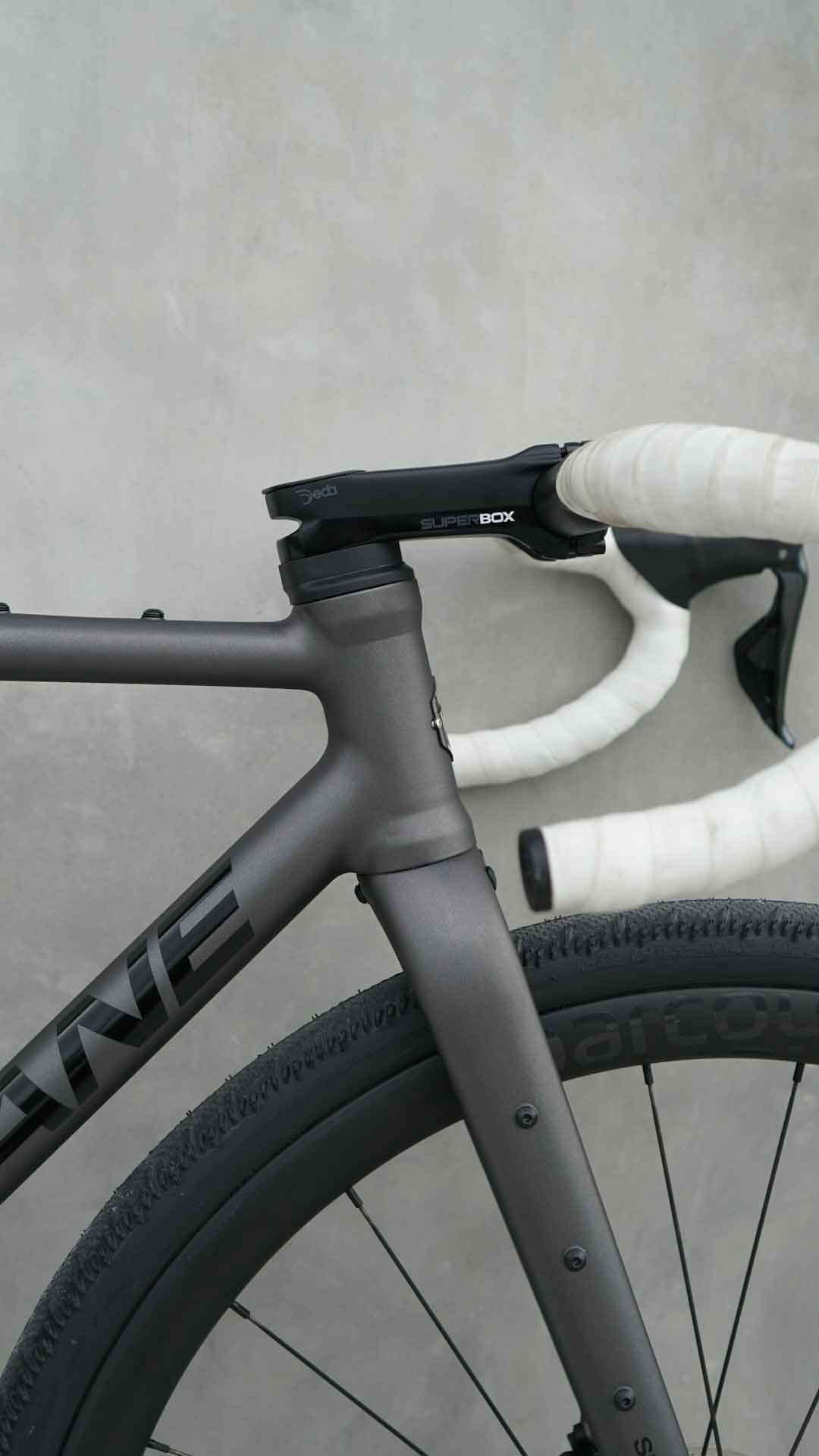 Innovative carbon fiber bike design