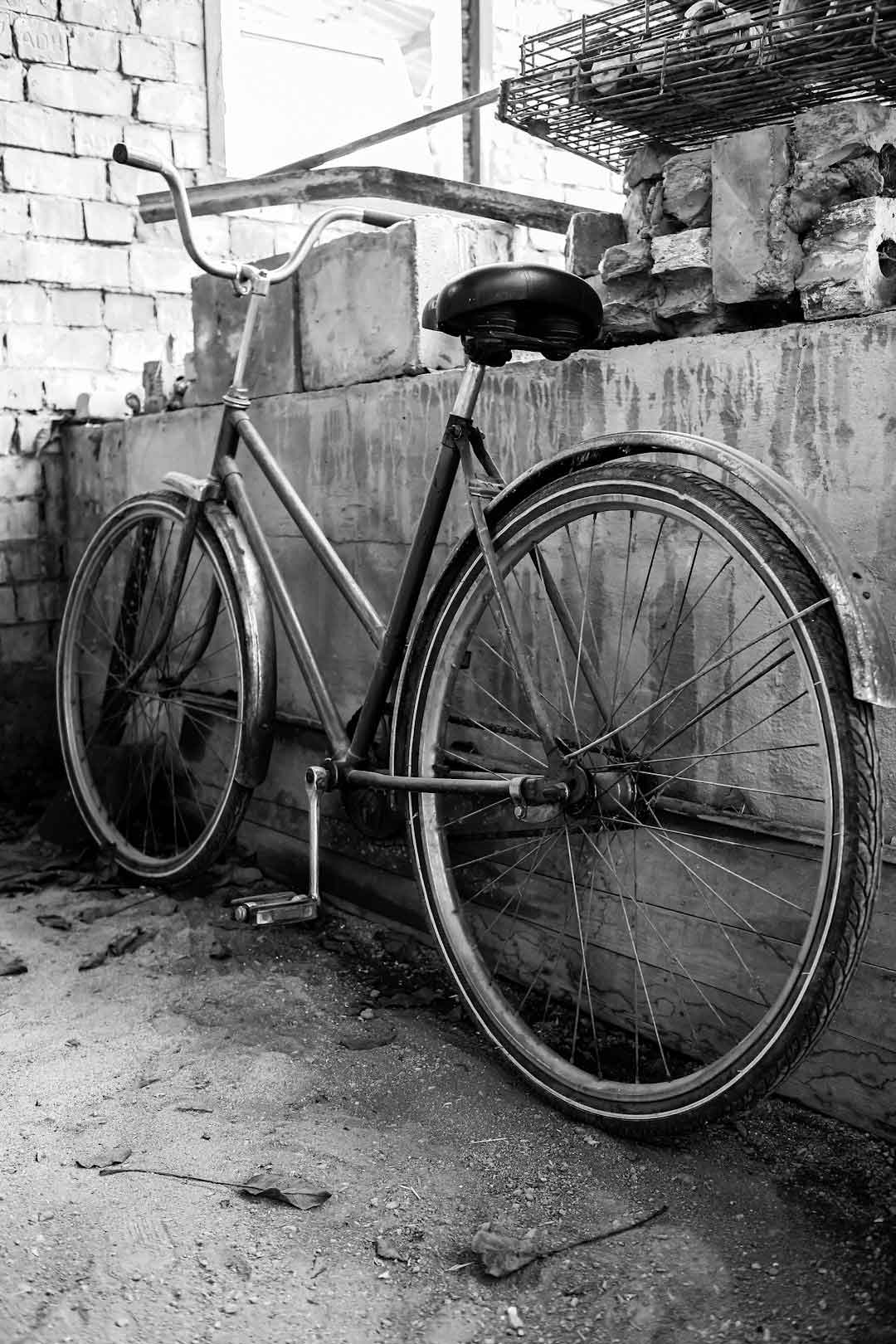 bike_with_large_wheels