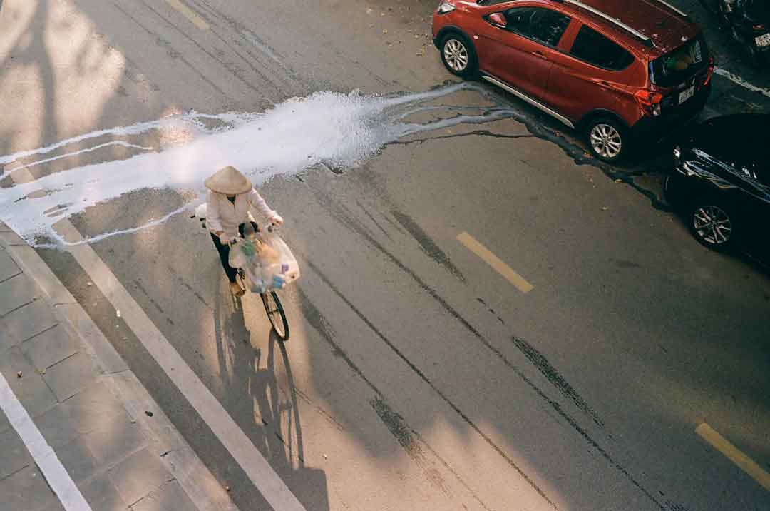 Cyclist enjoying a ride on an aluminum bike