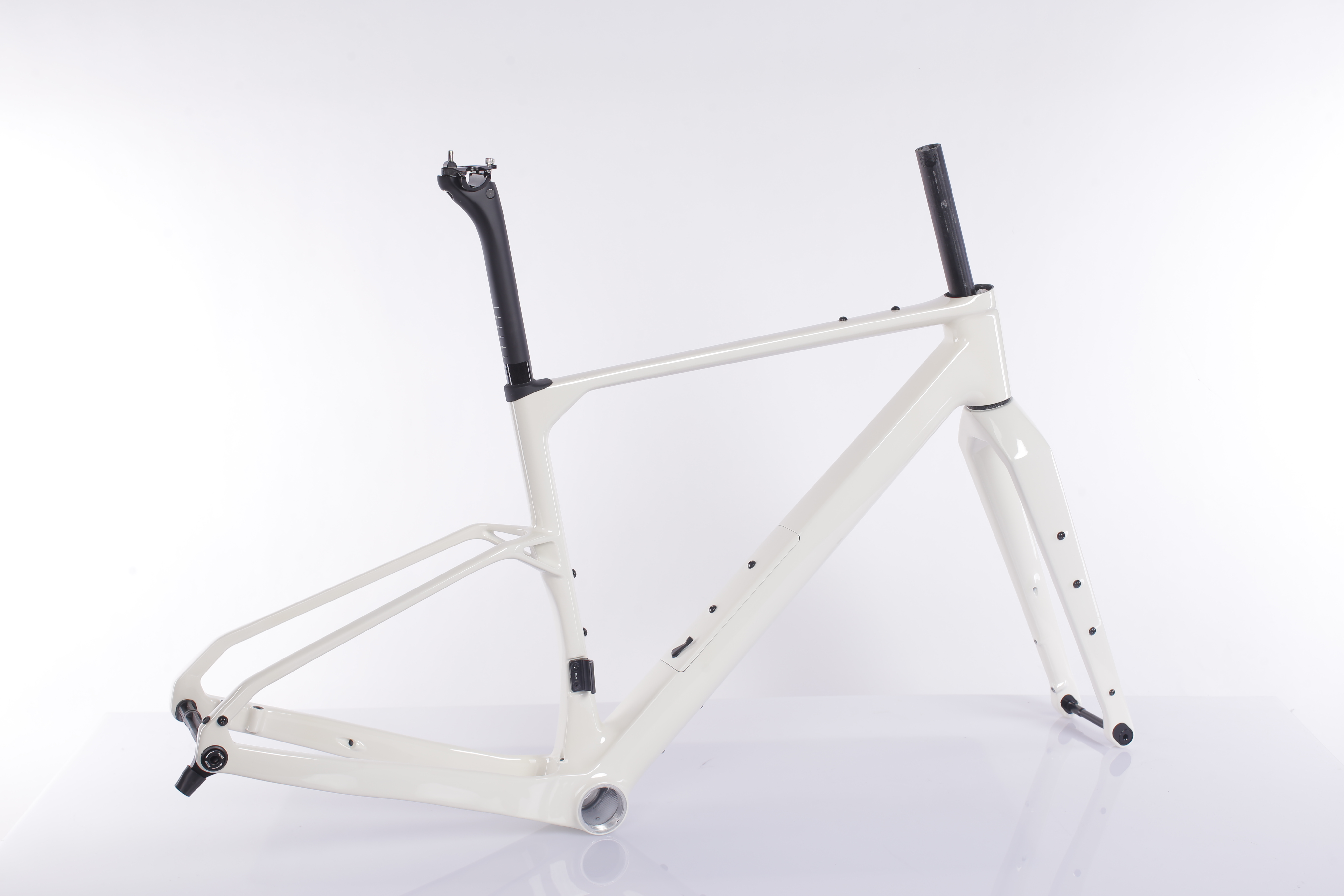 Ultra-Light Gravel Frame for German Race Brand